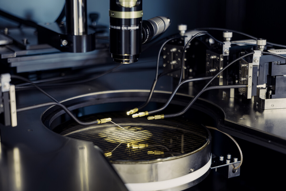 A semiconductor probe station